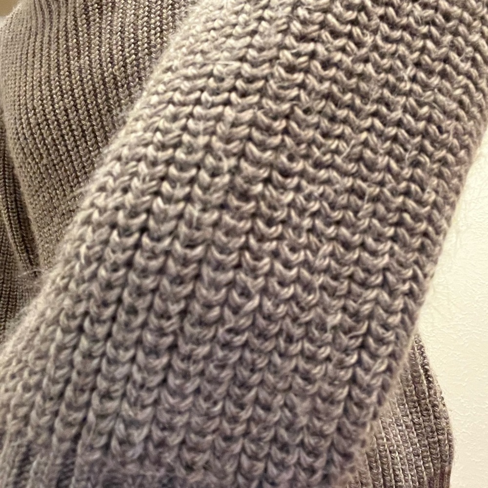 Winter sweater - Picture 4 of 4
